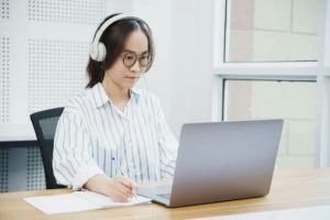 Mẹo ghi âm tự đánh giá kỹ năng nói tiếng Anh