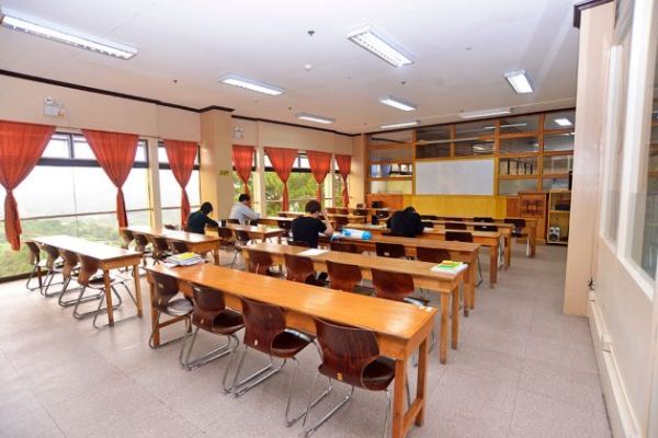 Phòng học nhóm tại trường HELP Longlong