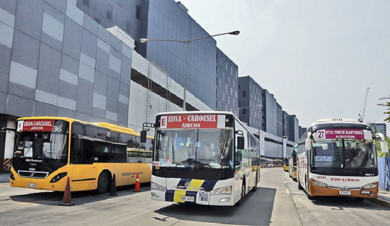 Hệ thống bus là phương tiện giao thông phổ biến nhất tại Philippines