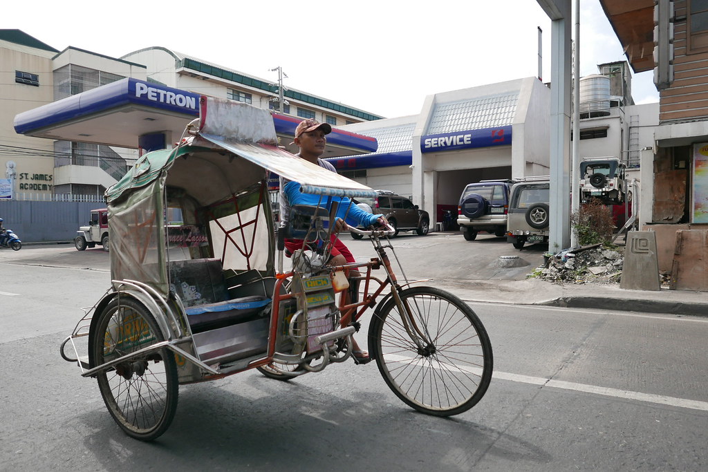 Tricycle là phương tiện giao thông khá phổ biến tại Philippines bởi giá cước khá rẻ đối với những quãng đường ngắn và trung bình