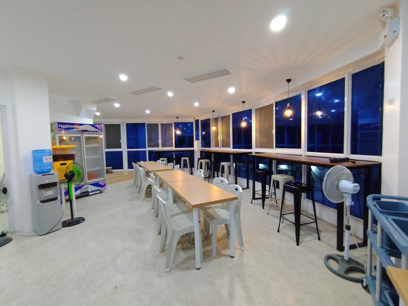 Cafeteria_(6)